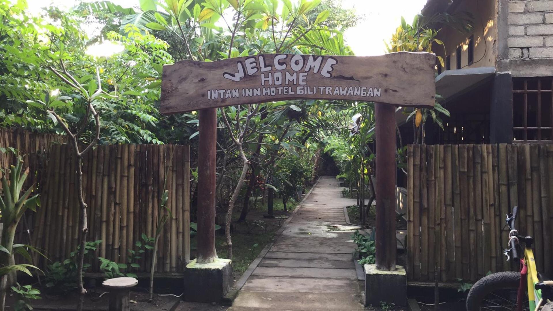 Intan Inn Hostel Gili Trawangan Dış mekan fotoğraf