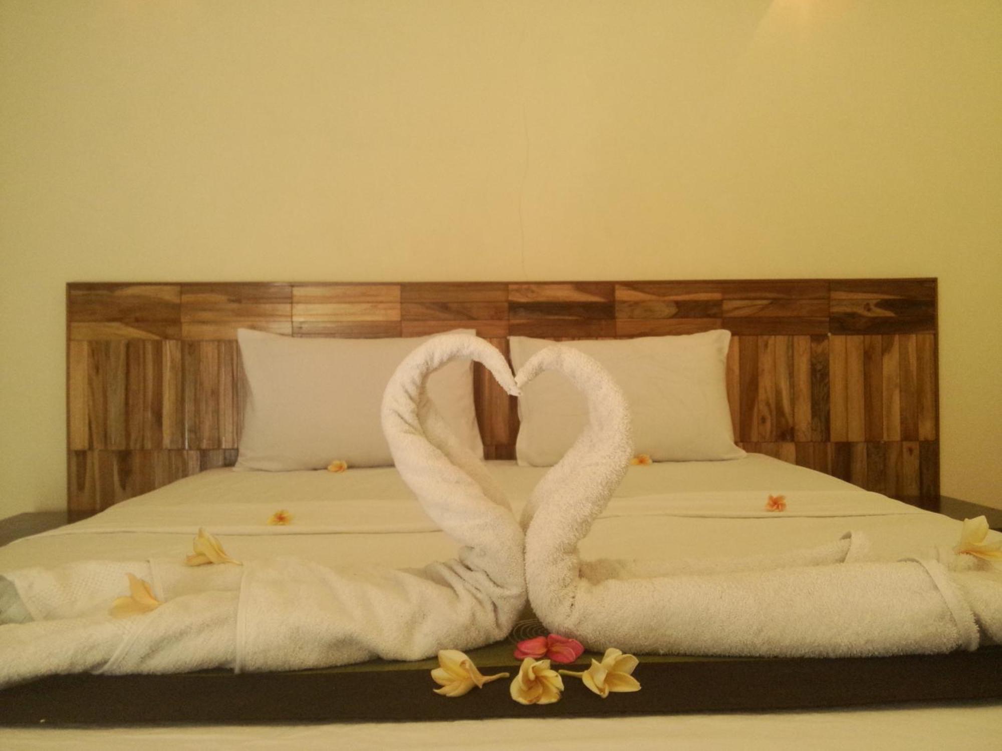Intan Inn Hostel Gili Trawangan Dış mekan fotoğraf